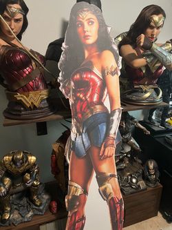 Wonder Woman cardboard cutout