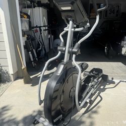 Spirit Elliptical XE395