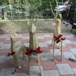 Christmas Reindeer Decoration W Lights