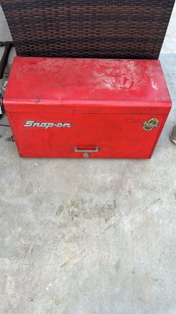 Snap on tool box