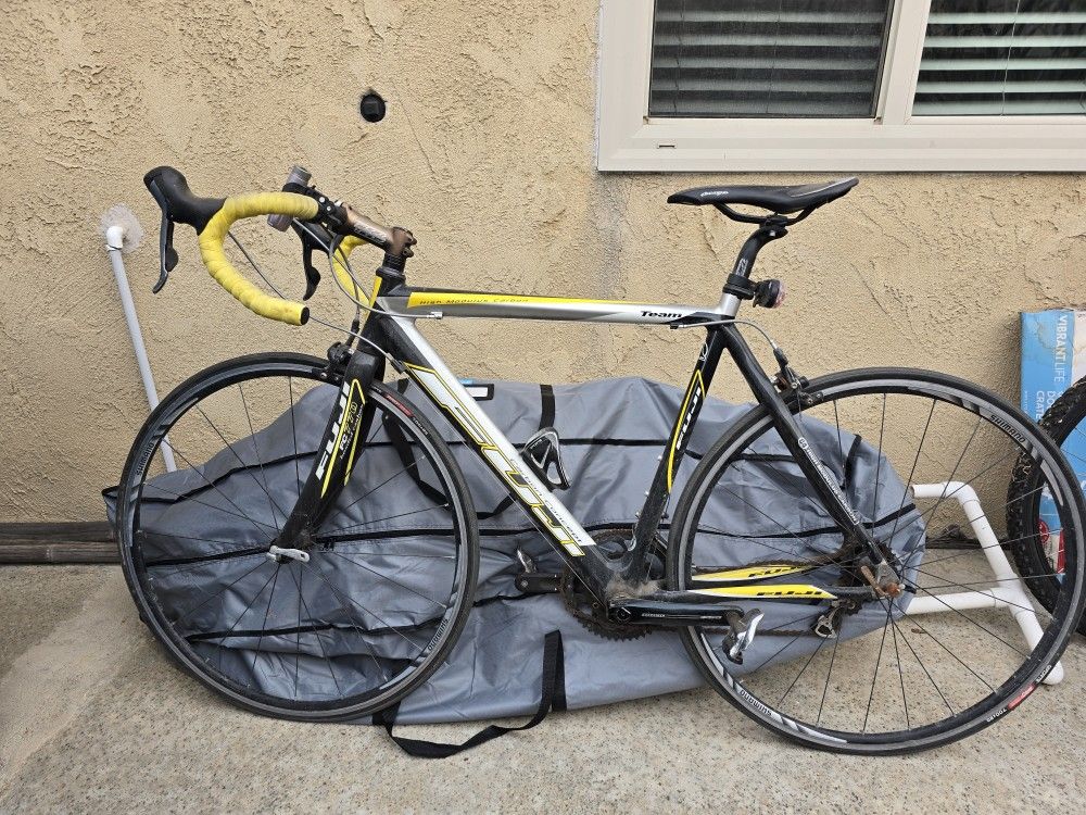 Fuji FC770 Road Bike for Sale in Westminster, CA - OfferUp