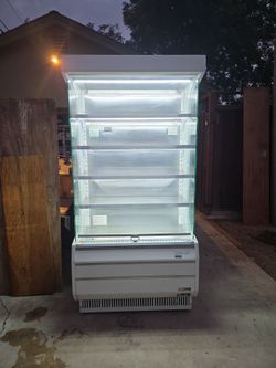 Refrigerator, Open Air Merchandiser