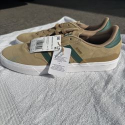 NEW  with Tags Mens Adidas Beige & Green Busenitz Sneakers Size 12.5 No Box