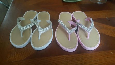 Girls flip fops