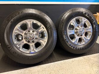 18” RAM 2500 LARAMIE OEM TAKE OFF SET OF WHEELS & TIRES LIKE NEW FACTORY TAKE OFFS