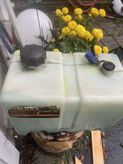 Yamaha Oil  3 Gallon Oil Reserve Tank