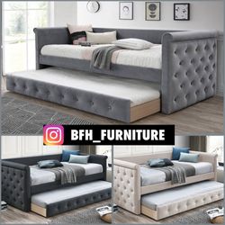 Twin/Twin Gray European Style Tufted Daybed w. Orthopedic Mattresses Included 