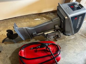 Evinrude 8HP Motor & Gas Can