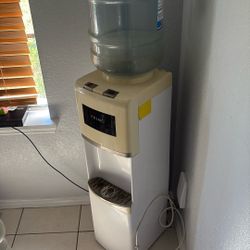 Primo Water dispenser 