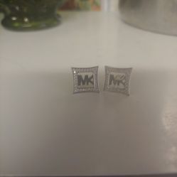 Michael Khors Earings