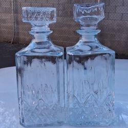 Classy liquor bottles $15 Each Or Both For $25 Pickup Between 2;00-10:45 Pm Rainbow/charleston Cash Only Read Description 