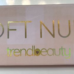 Trend Beauty Eyeshadow Palette: Soft Nude