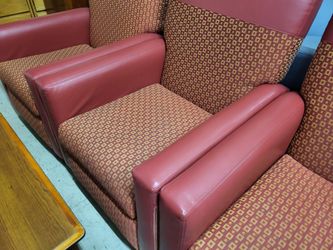 VERY NICE LIKE NEW HOTEL QUALITY RECLINE CHAIRS OVERSIZE FOR CONFORT, PLEASE READ,....READDD....INSIDE (HOME59)