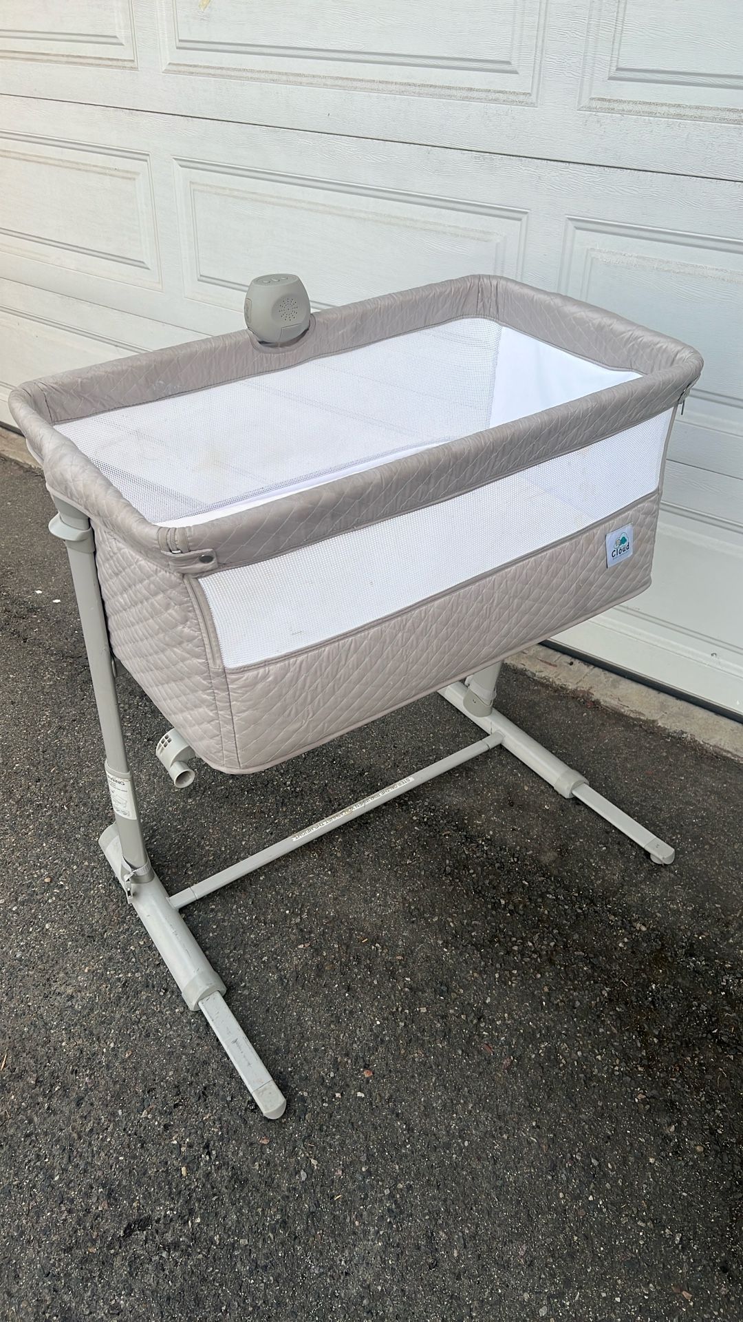 Free Bassinet (pending)