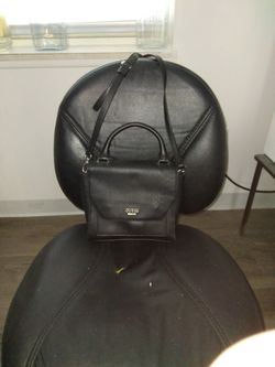 GUESS PURSE LEATHER