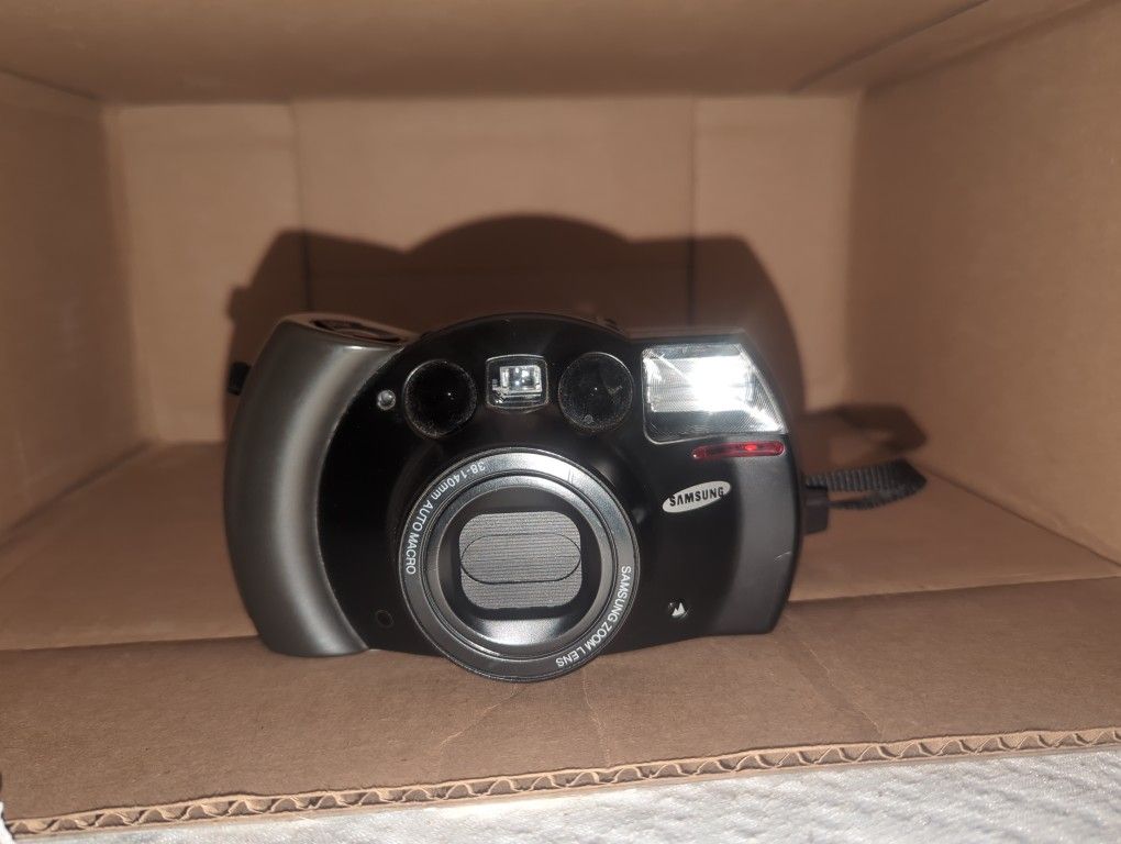 Samsung Excx 1 Film Camera