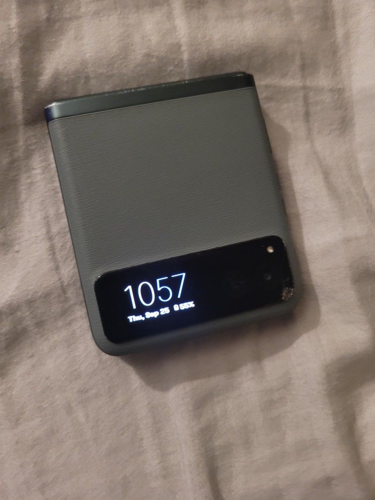 Motorola Razr Factory Unlocked/ Cracked
