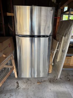 Free LG refrigerator