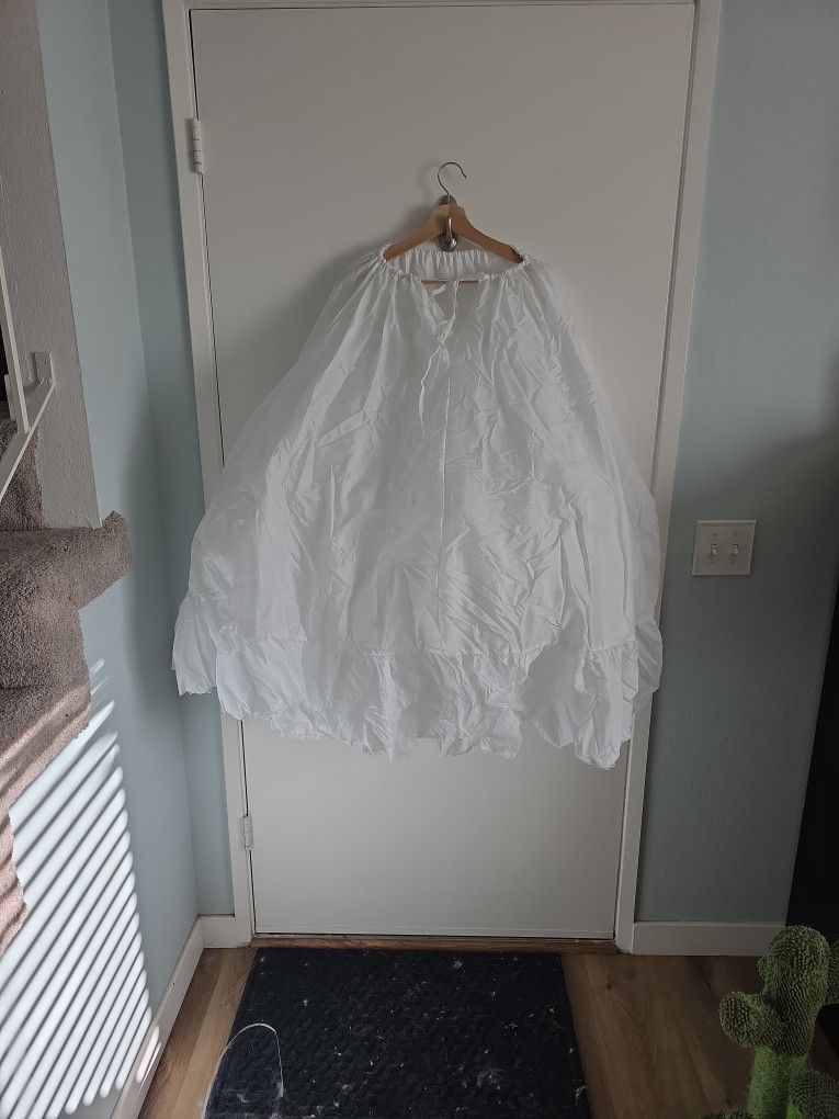 Free Wedding Peticoat