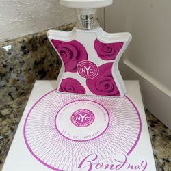 Bond No.9 perfume