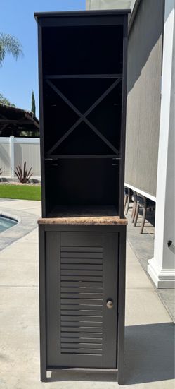 Wine & Liquor Storage Cabinet / Coffee Bar Hutch