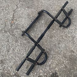 Pull Up Bar
