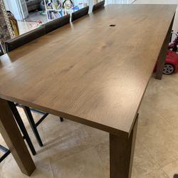 Crate & Barrel Walker High Dine Table + 5 Viola 30” Counter Stools