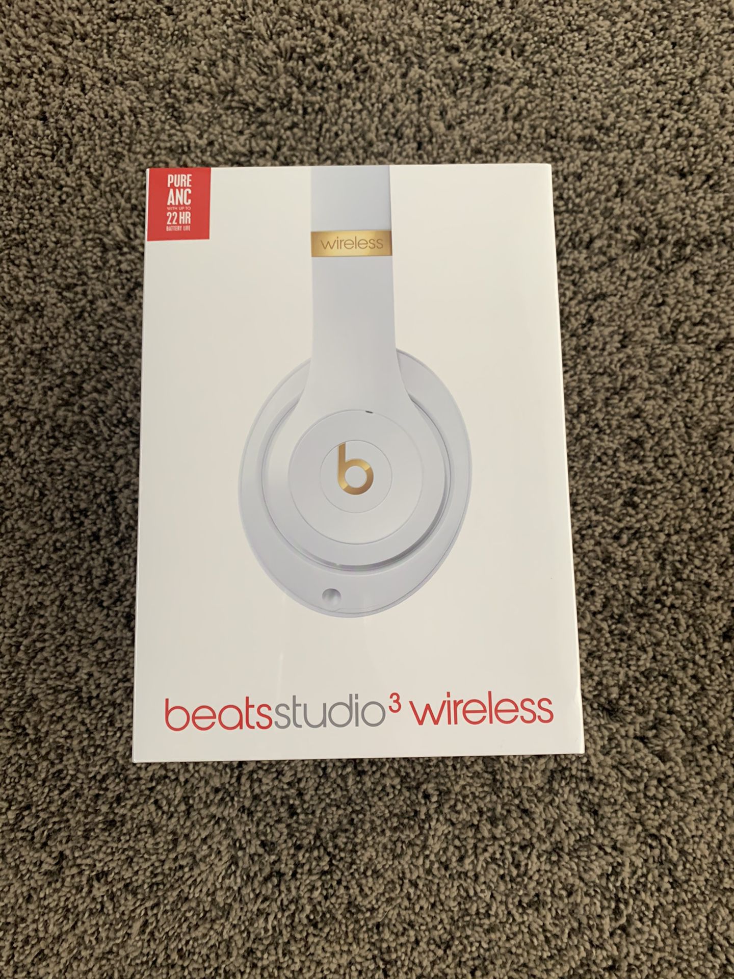 White Beats Studio Headphones New in Wrapping