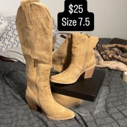 Boots Size 7.5
