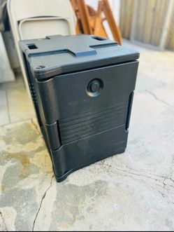 Cambro Catering Hot And Cold Food