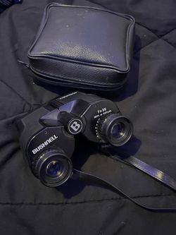 Bushnell 7x25 Compact Binoculars – With Carrying Case