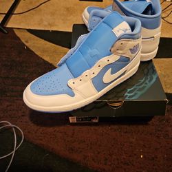 Air Jordan 1 Mid se