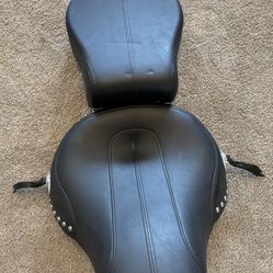 2013 Harley Davidson Heritage Softail Classic Seat And Backrest