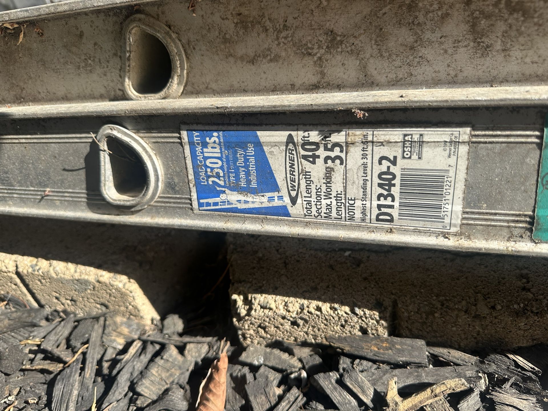 40 ft ladder