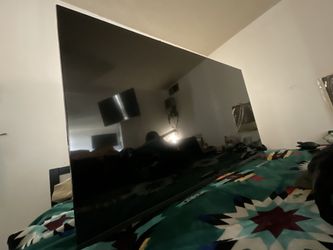 LG 55” 4K UHD Smart TV — 55UQ7570PUJ — Like New!
