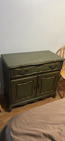 Vintage Provincial French dry bar