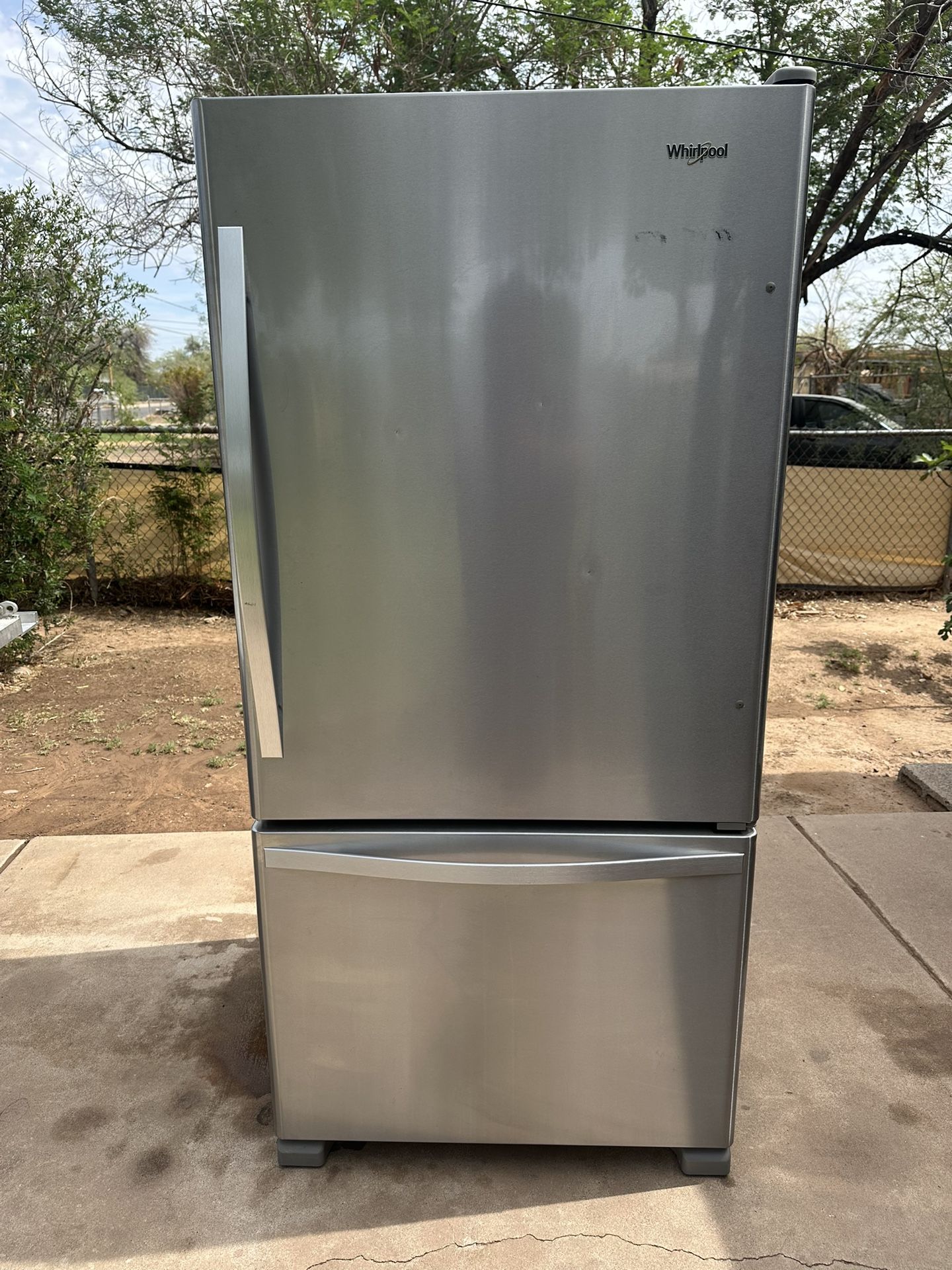 Whirlpool Top Bottom Refrigerator