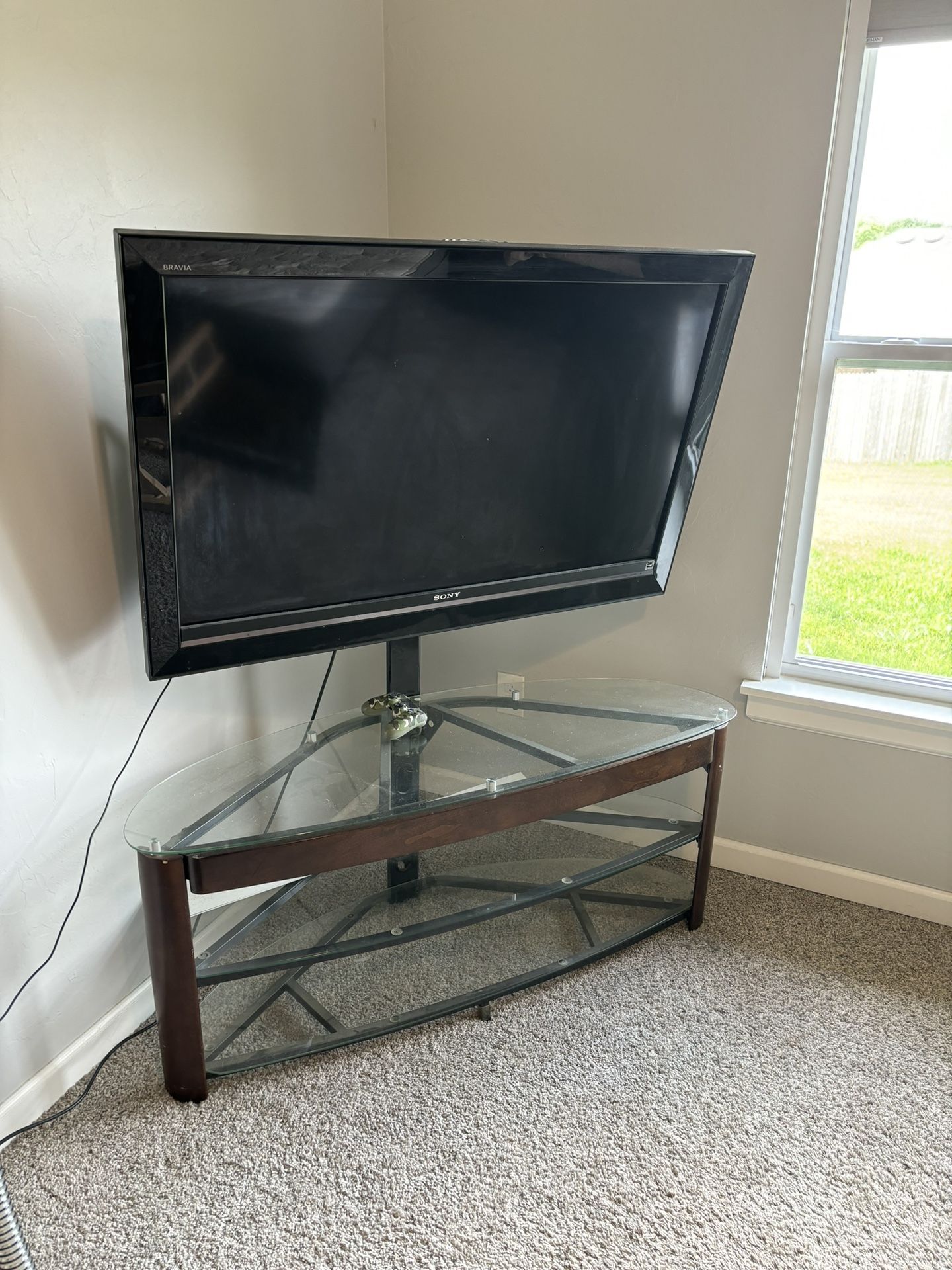 Tv. W Stand
