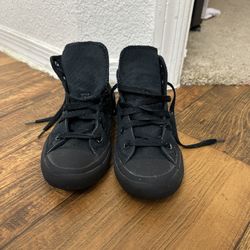 Black On Black Converse Size 1Y