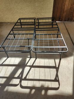 Metal bad frame