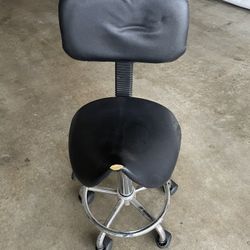 Rolling Chair 