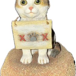 Lang And Wise Curious Cats Figurine 