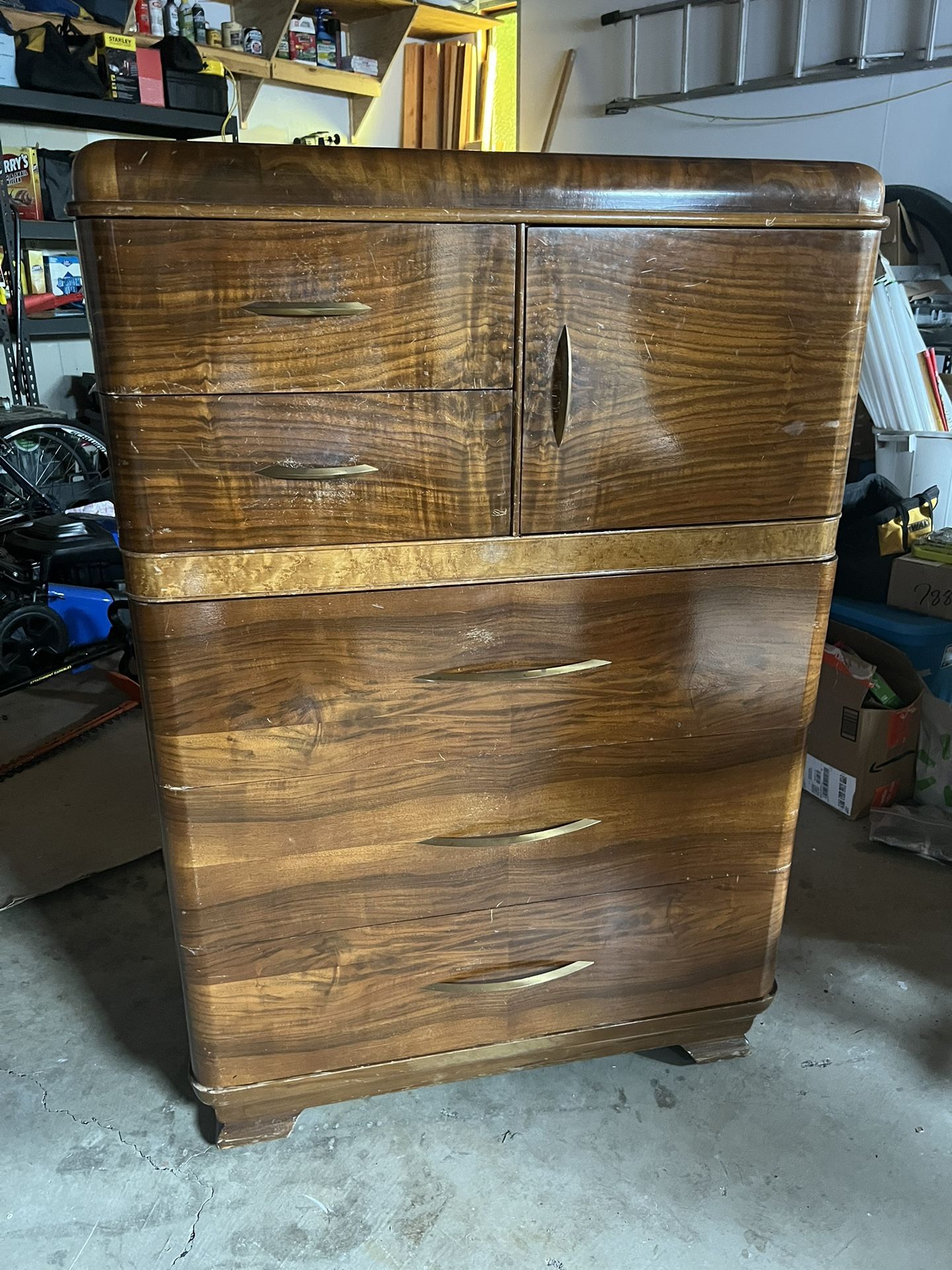 Early 1900s, Art Deco Dresser And Vanity