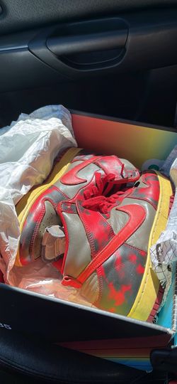 High top Nike