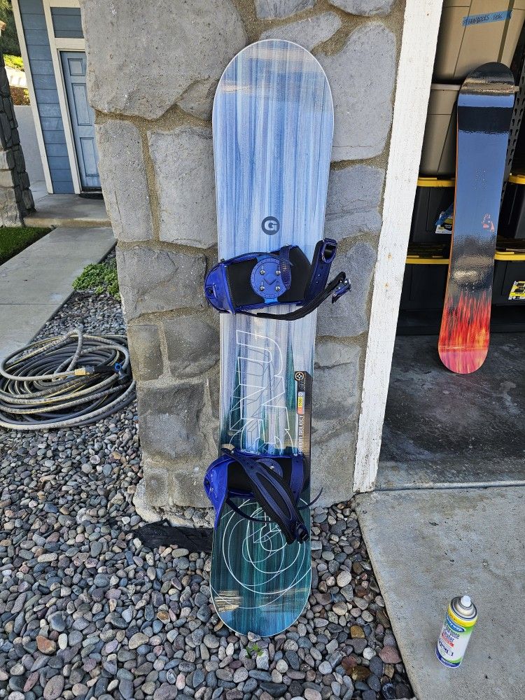 GNU Snowboard 156