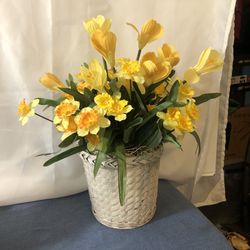 Beautiful Yellow Spring/Summer Flower Arrangement In Off White Woven Pot 