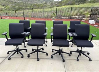 Steelcase Think 3D Knit Back Fully Adjustable Model Office Chair In Black