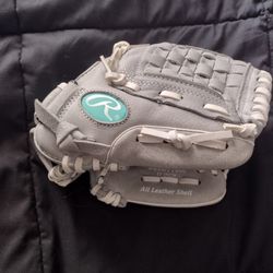 Rawlings Softball Glove 11"