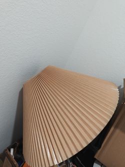 Lamp shade