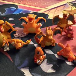 Pokemon Charizard Mini Figures, KeyChain, Pencil Toppers